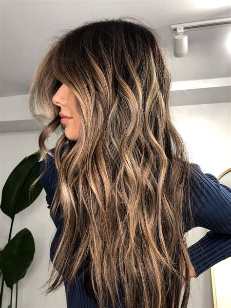 honey balayage on brown hair.